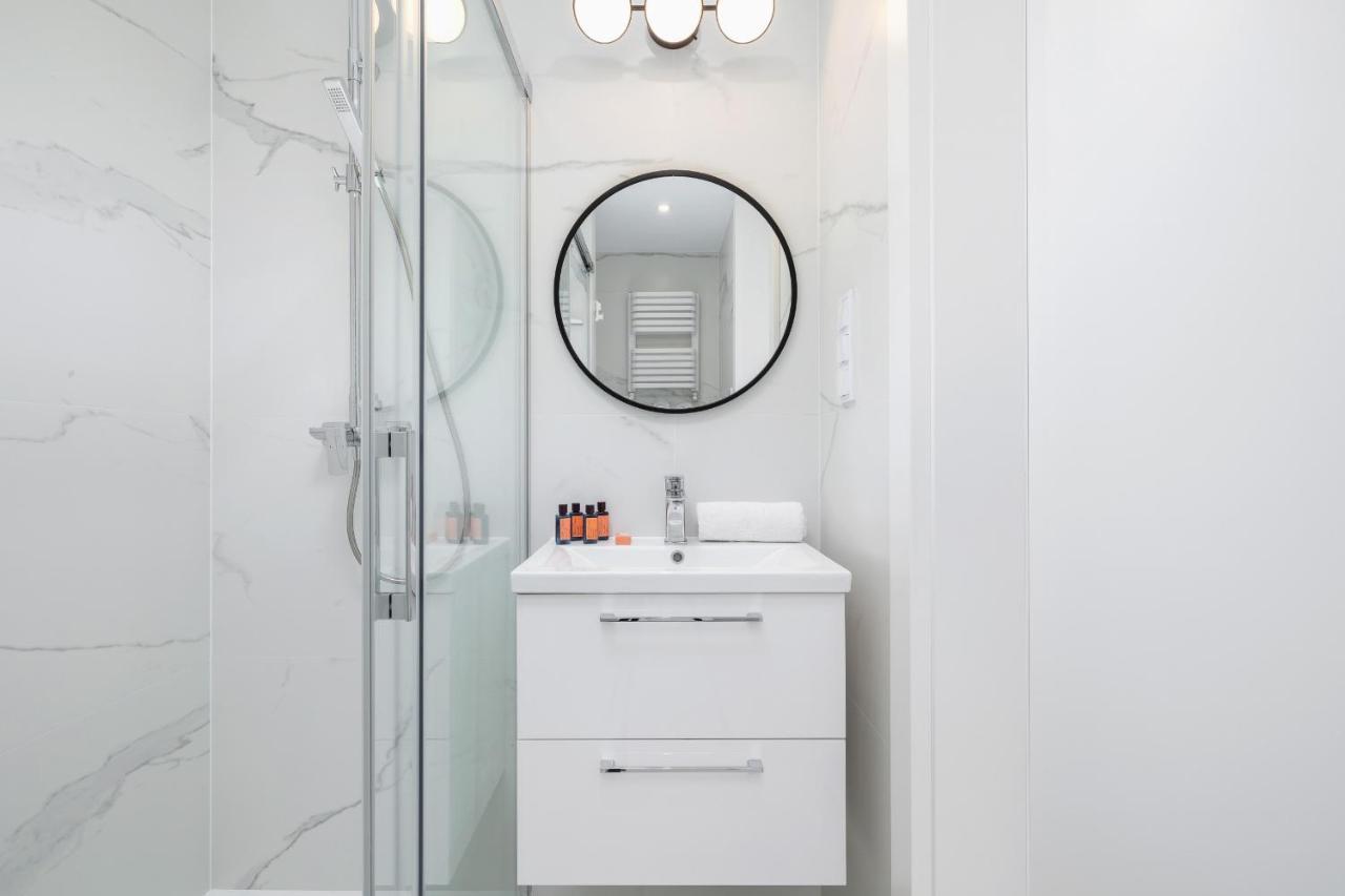 Lux Kosciuszki 39 With Parking, Gym, Sauna & Swimming Pool By Renters Prestige * Kraków